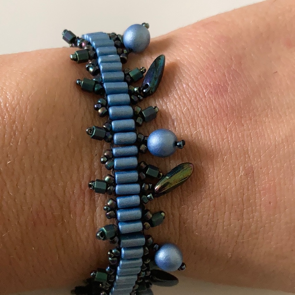 Blue beaded statement bracelet with leaf blue beaded bracelet